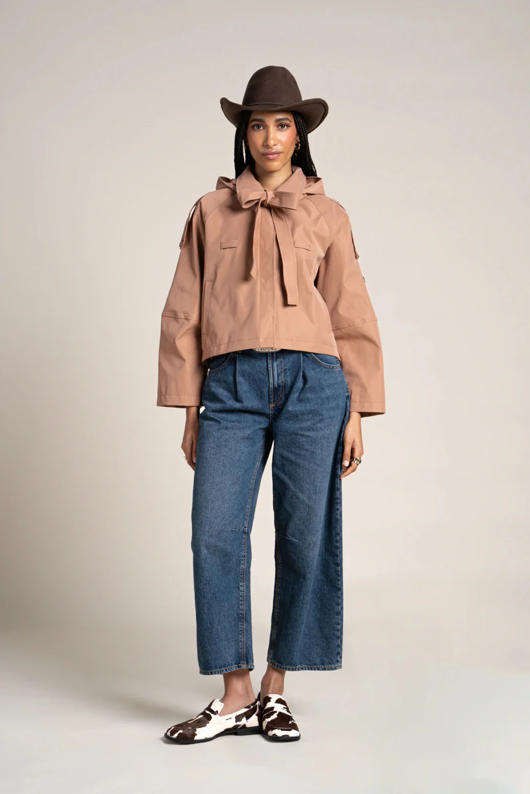 Tuileries - Trenchcoat Court - Image 19