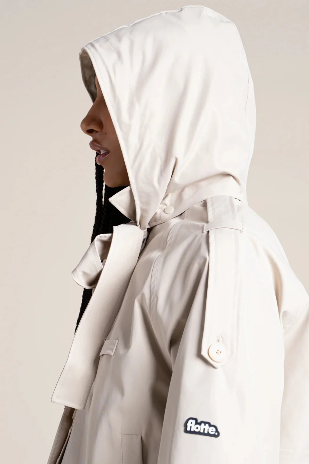 Tuileries - Trenchcoat Court - Image 27