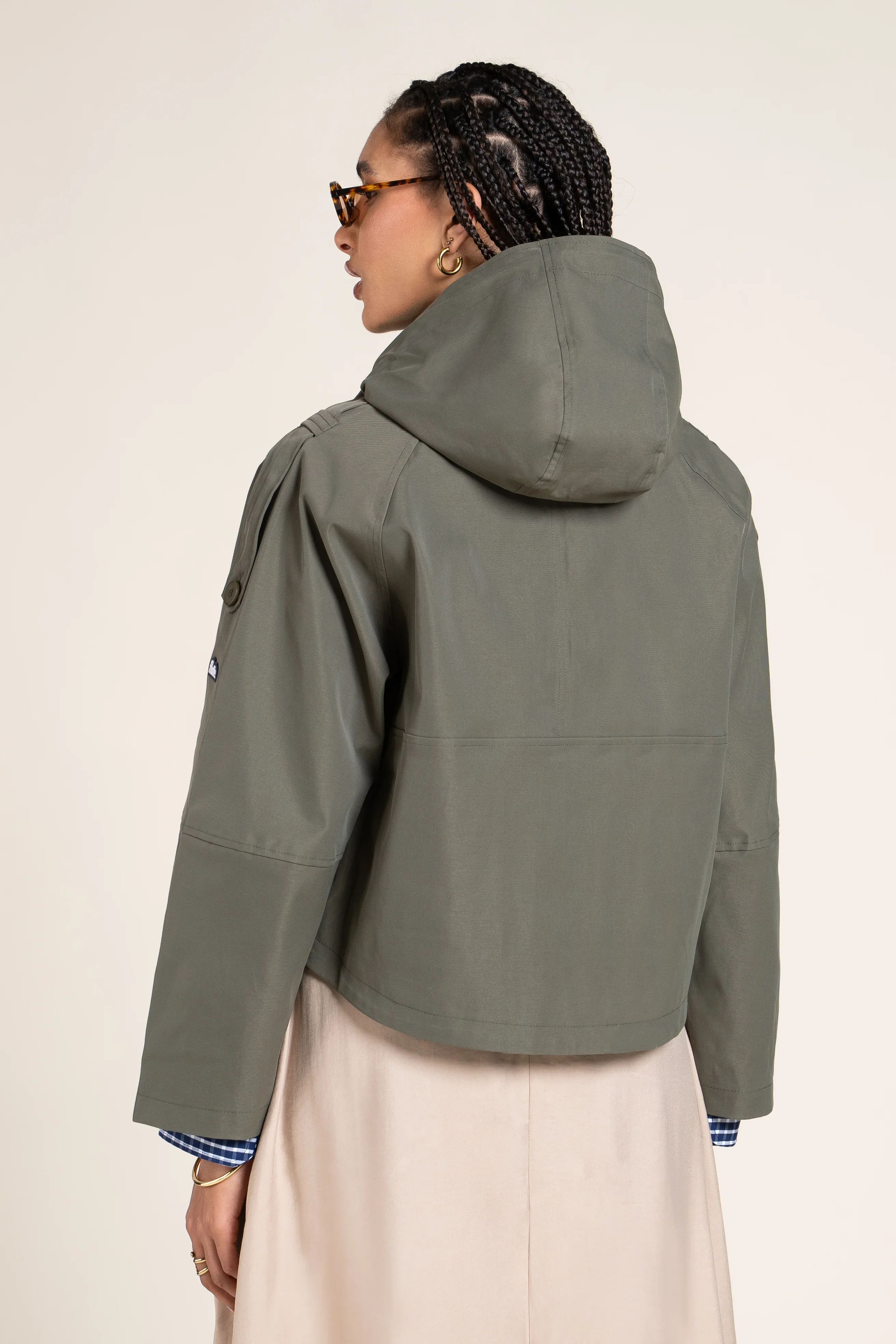 Tuileries - Trenchcoat Court - Image 38